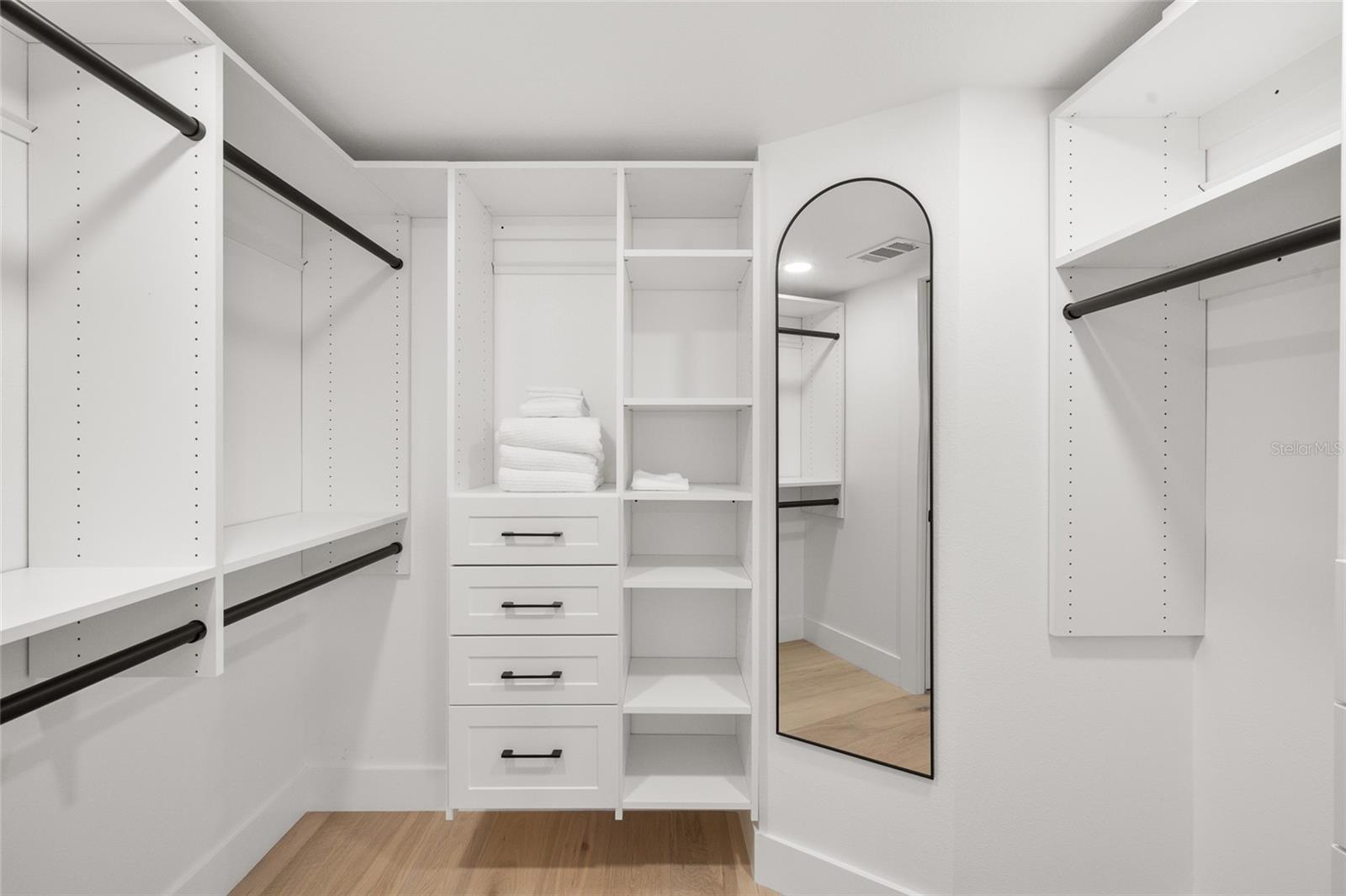 VILLAGE BOCA GRANDE CLUB - Residential