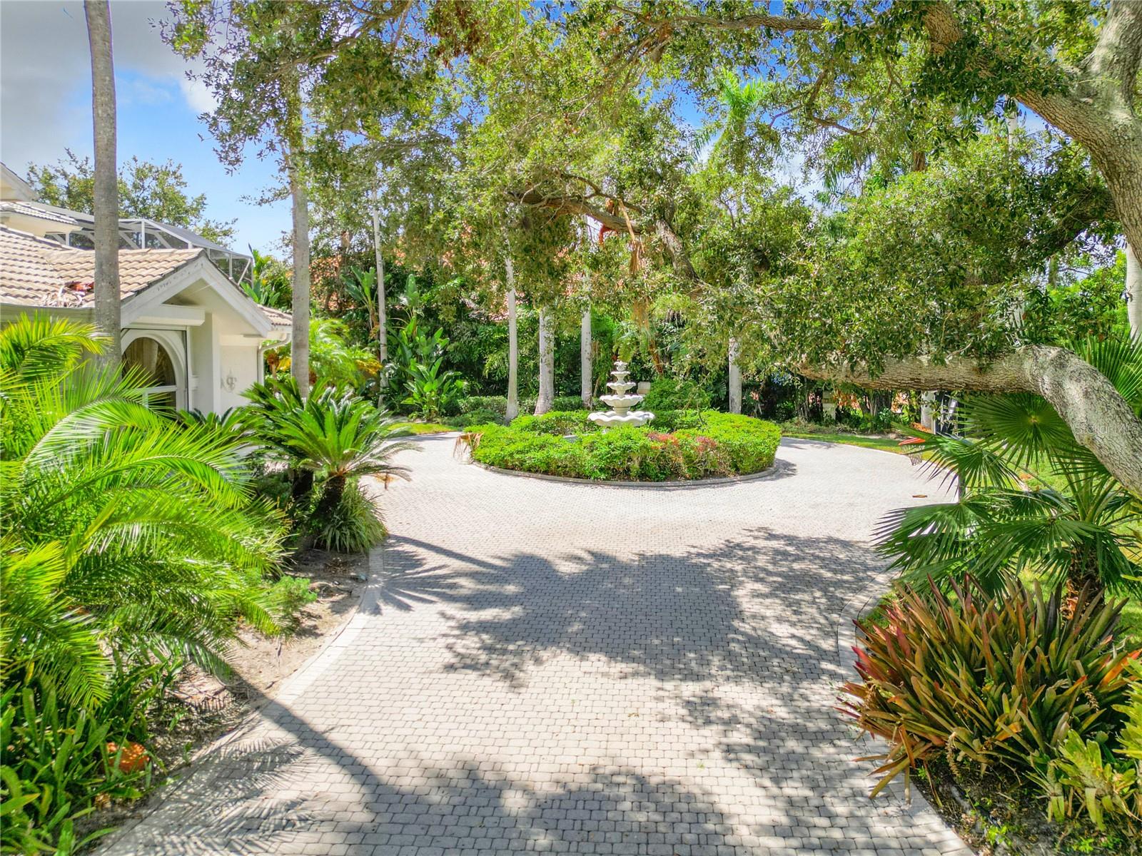 SAINT ARMANDS DIV JOHN RINGLING ESTATES - Residential
