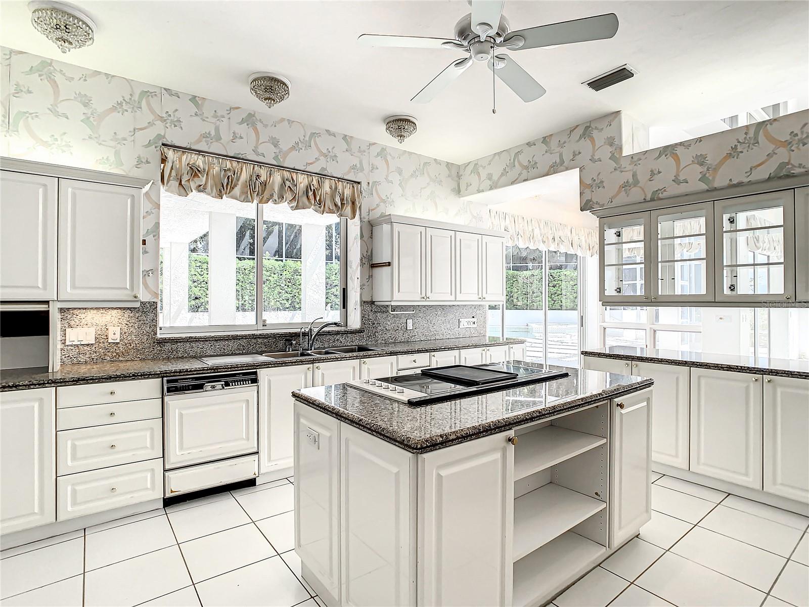 SAINT ARMANDS DIV JOHN RINGLING ESTATES - Residential