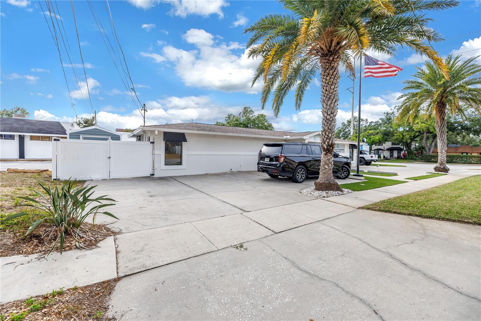 CENTRAL AVE HOMES 2ND SEC - Commercial Sale