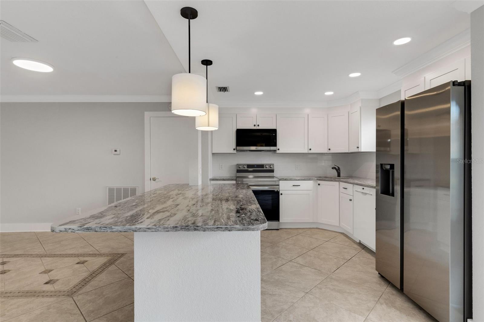 GARDENS THE CONDO - Residential