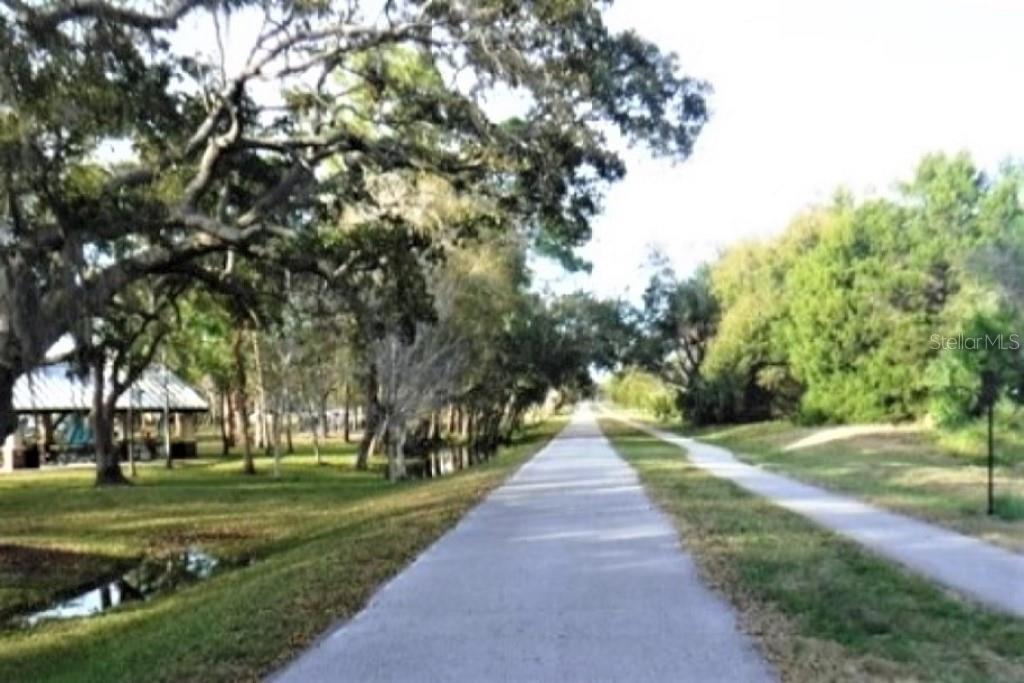 ISLAND PARK PL - Residential