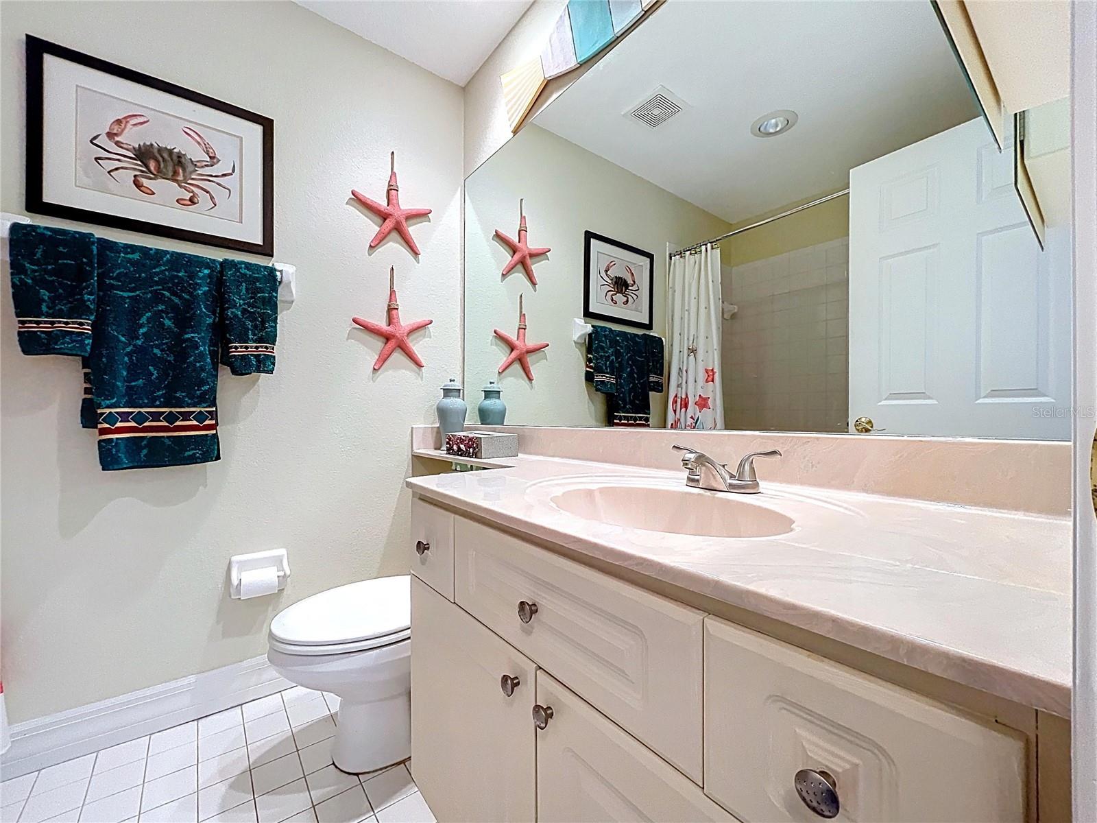 ISLAND PARK PL - Residential