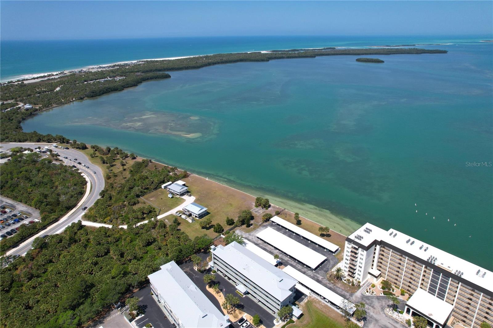 ISLAND PARK PL - Residential