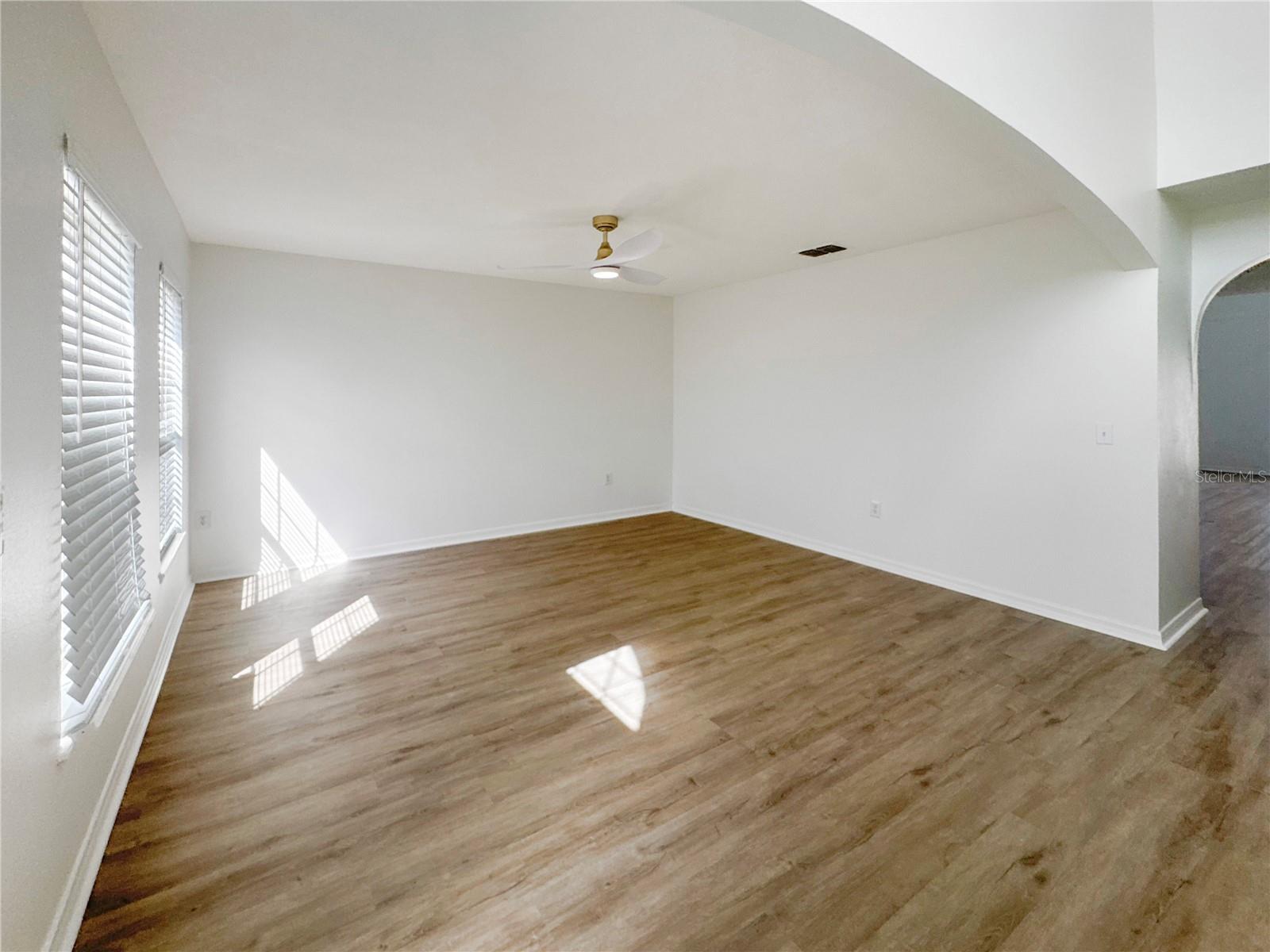 LEESBURG OVERLOOK AT LAKE GRIFFIN - Residential