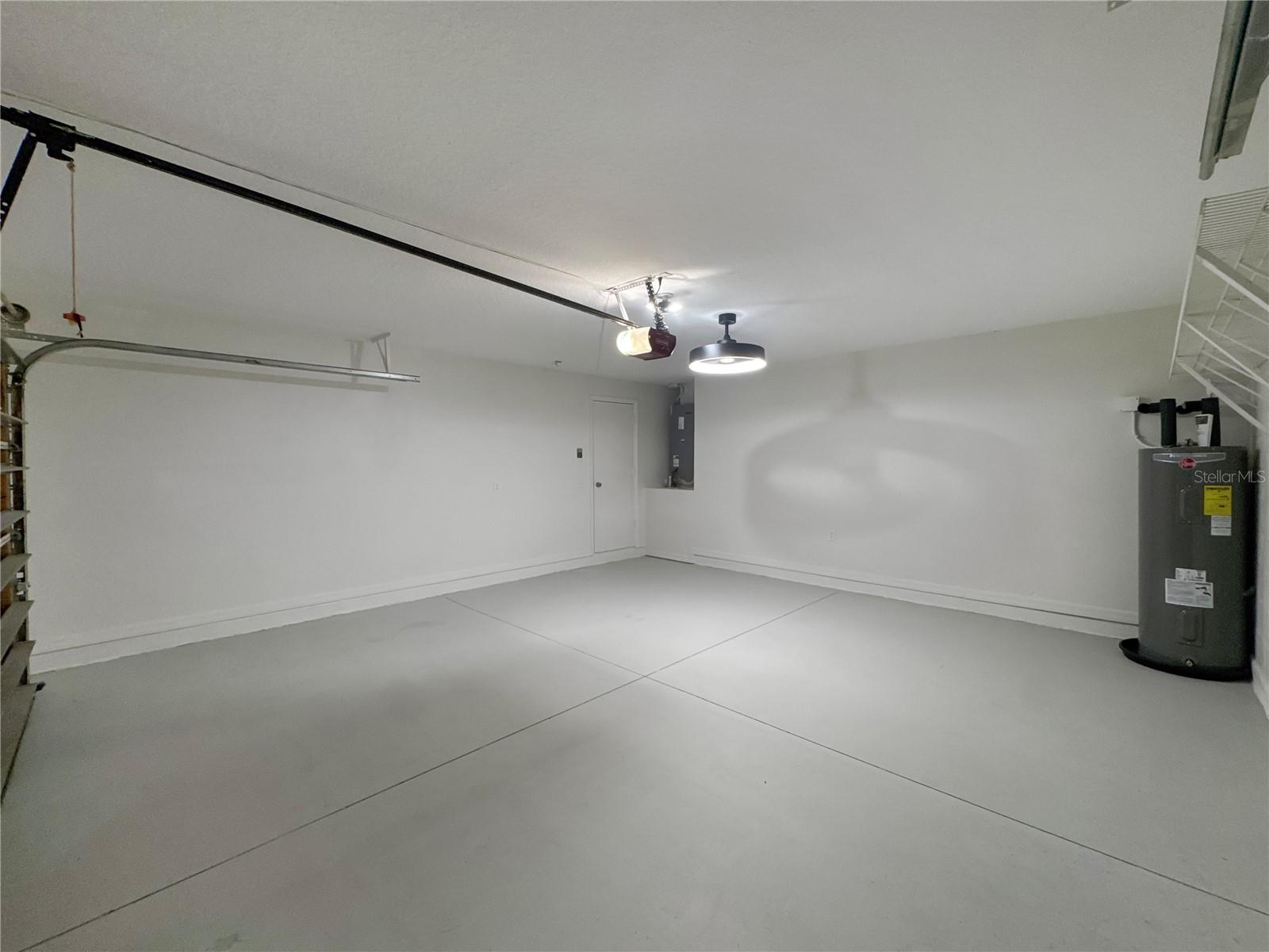 LEESBURG OVERLOOK AT LAKE GRIFFIN - Residential