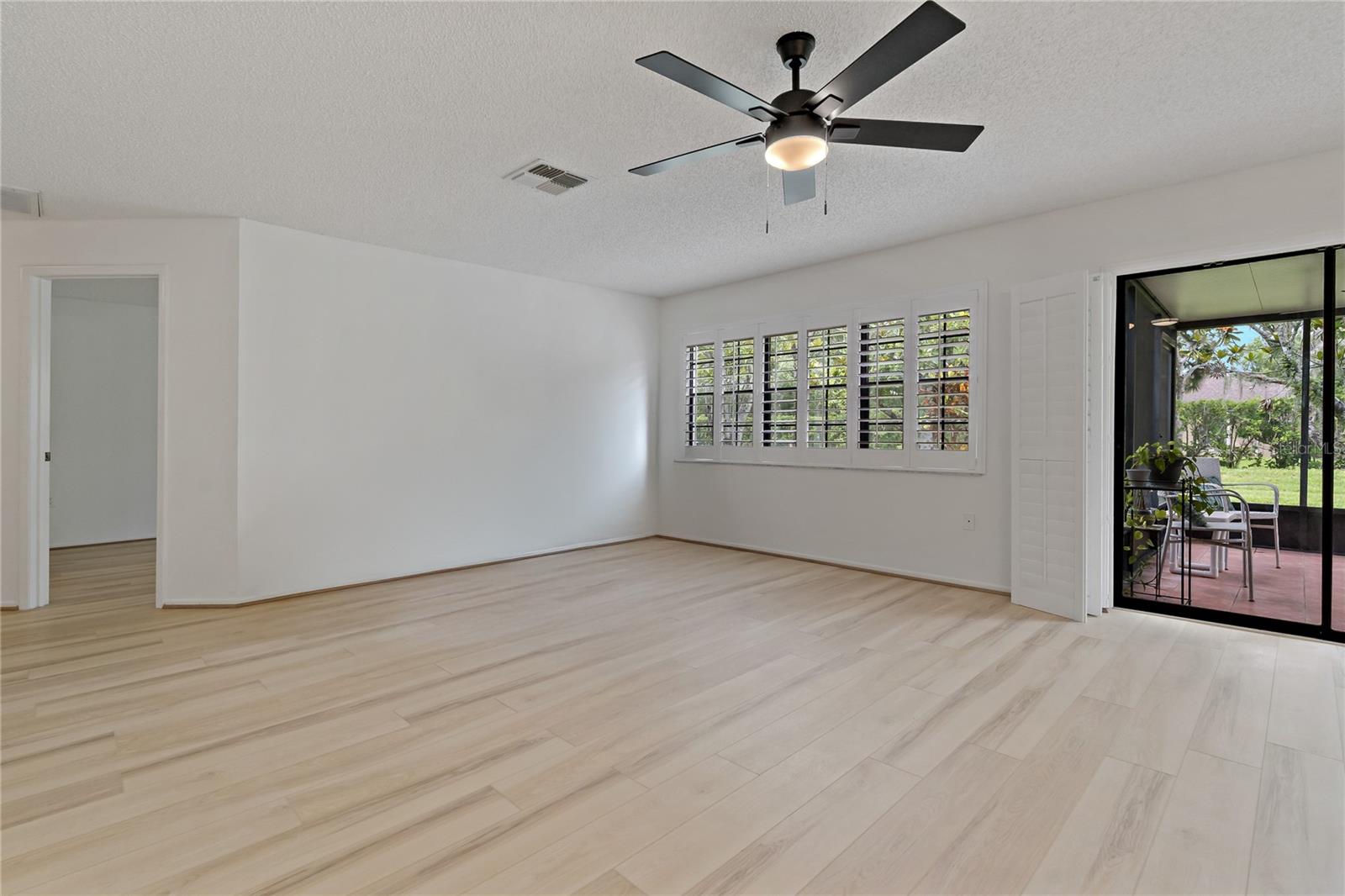 1401 CAMELOT COURT