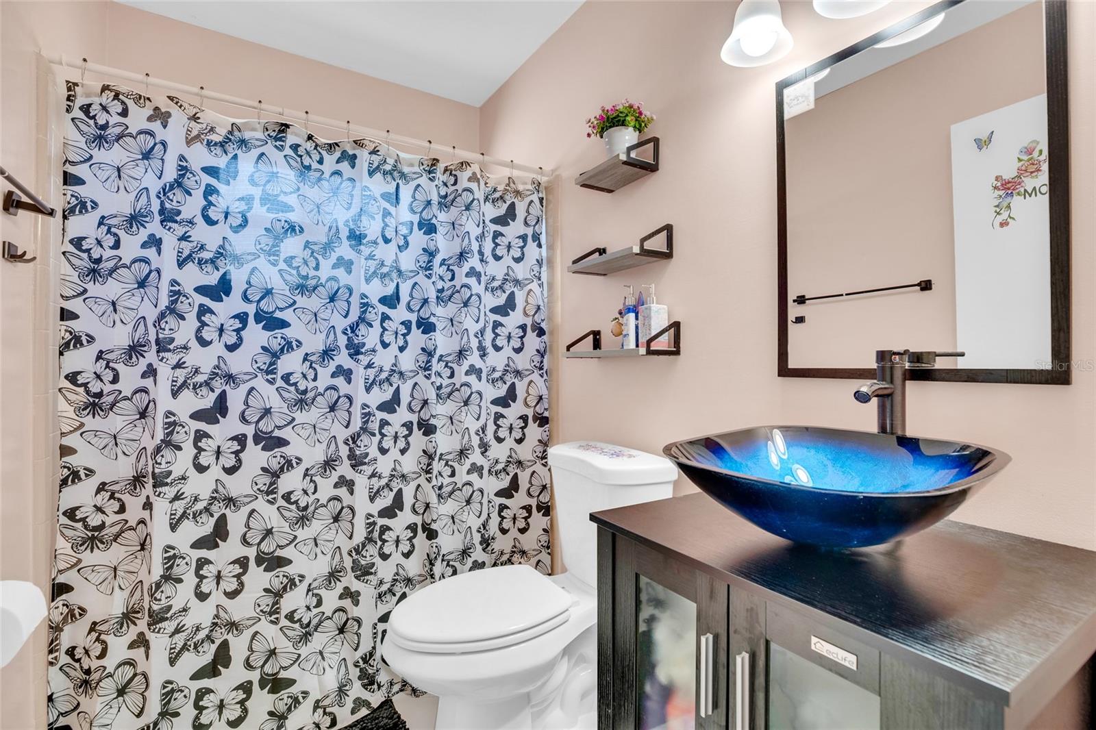 MARAVILLA TERRACE SUB - Residential