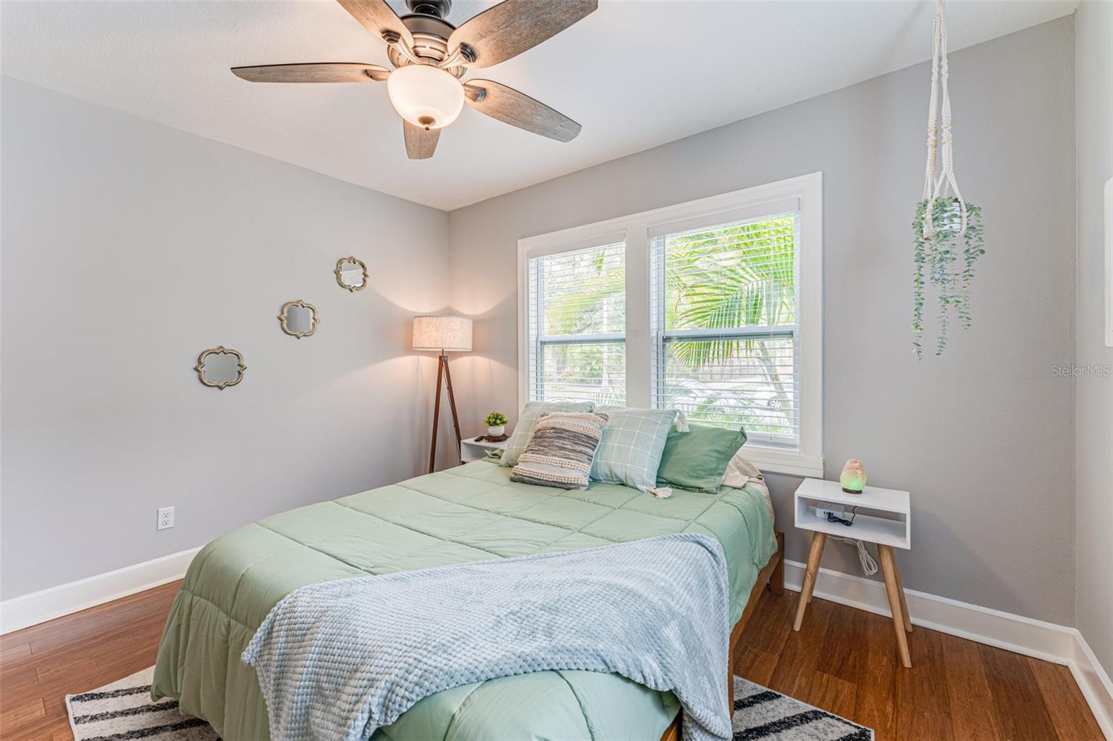 SUNSHINE PARK - Residential