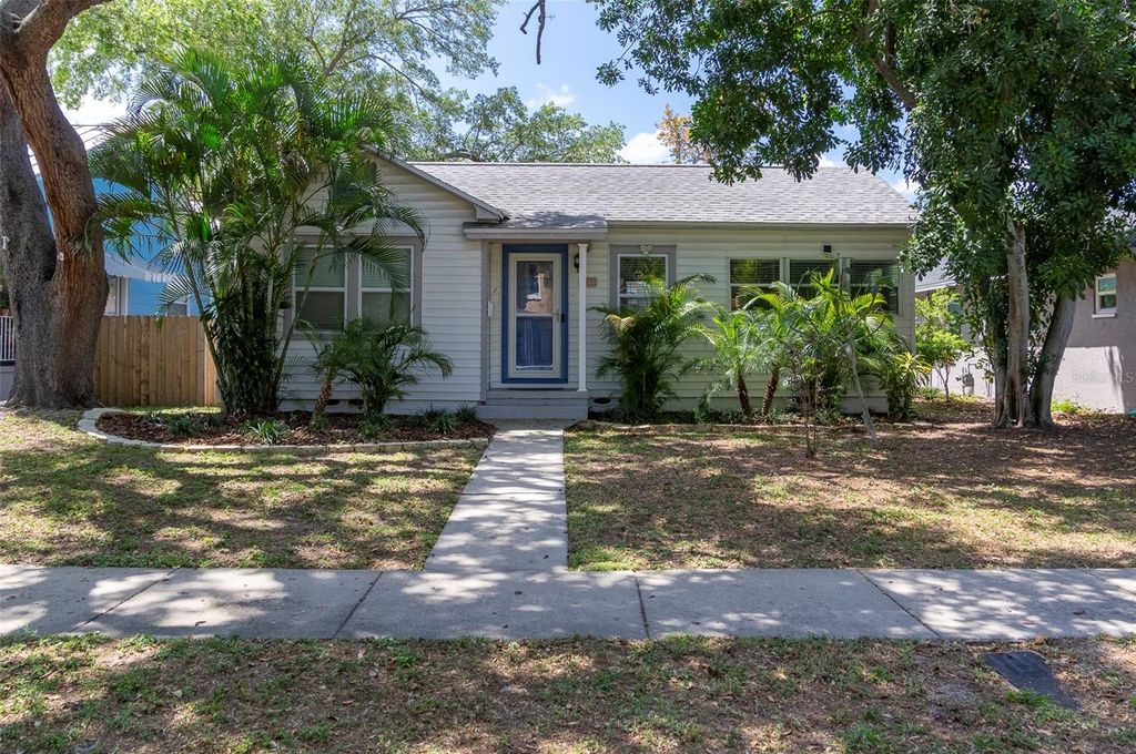 Photo of 2180 7th Avenue N, St Petersburg, FL 33713 (MLS # TB8493340)