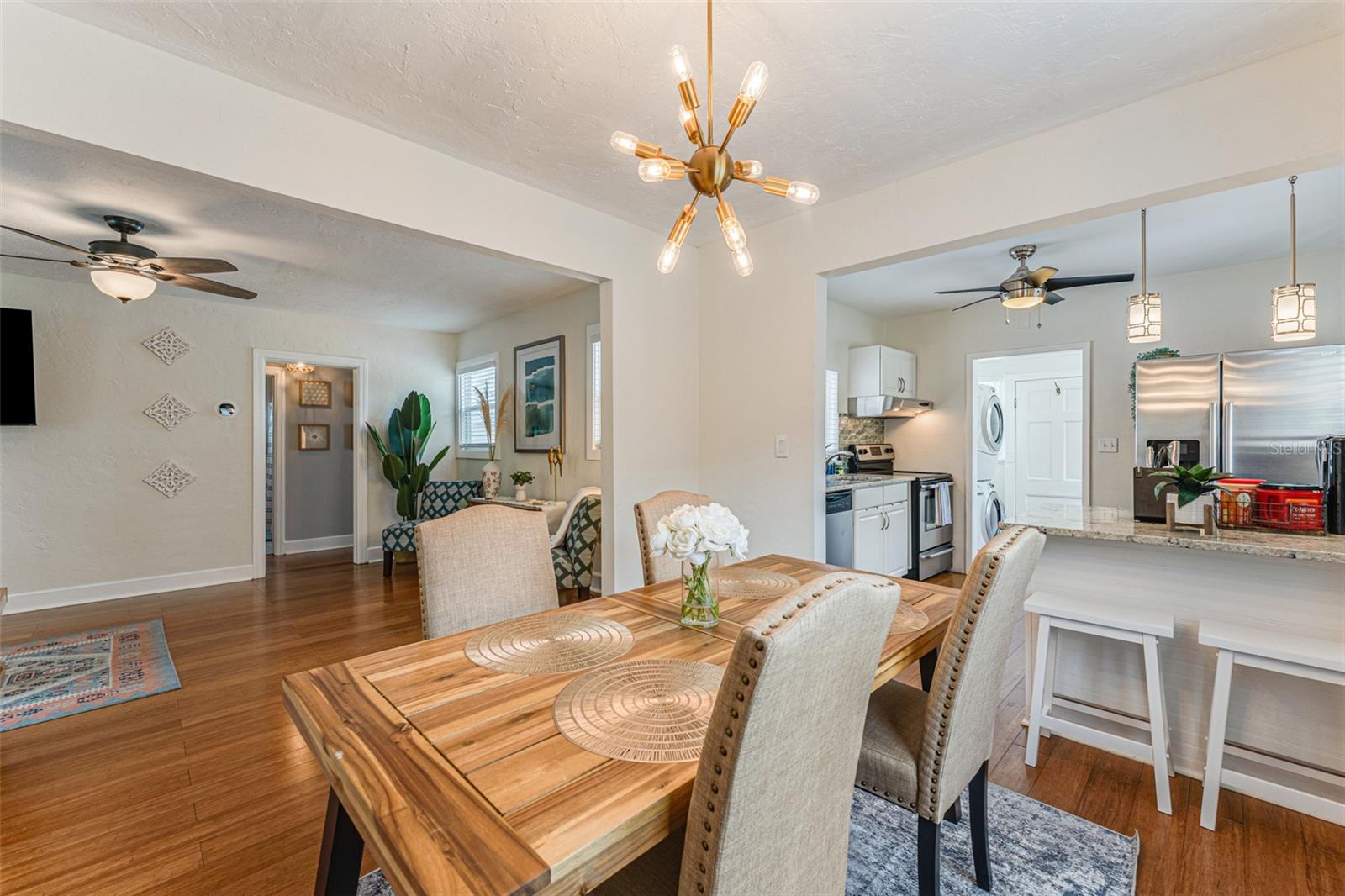 SUNSHINE PARK - Residential