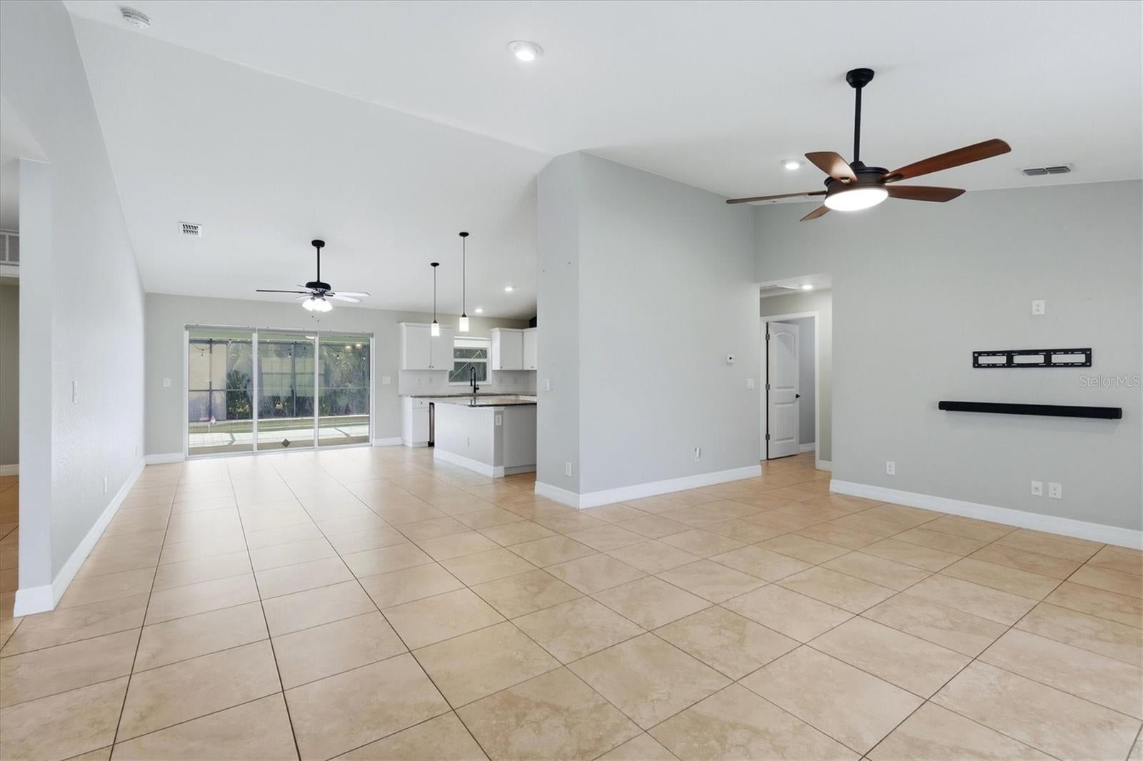 150 GREEN PINE PARK