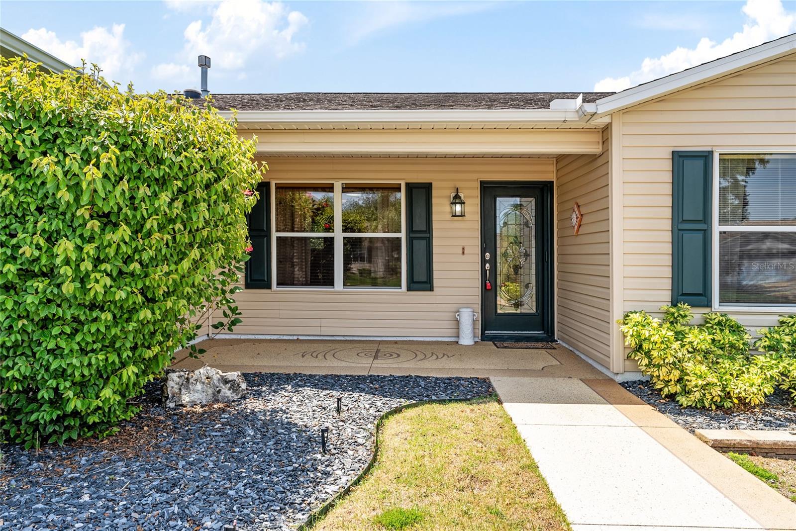 1282 FORT LAWN LOOP