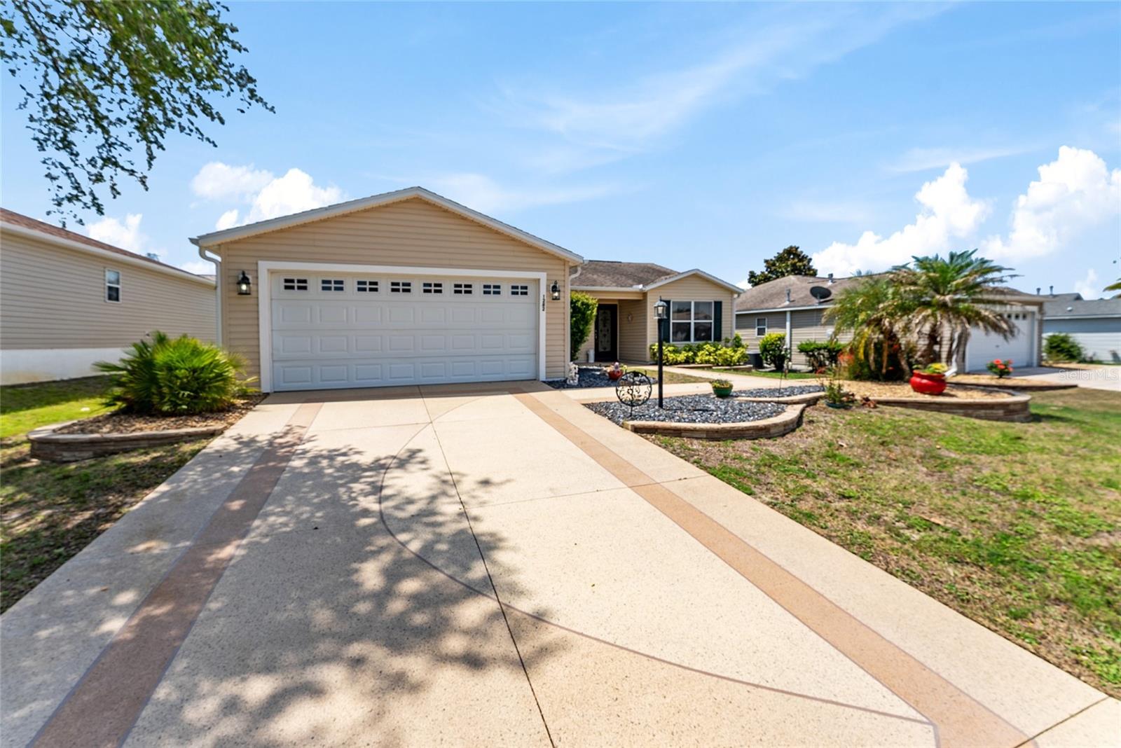 1282 FORT LAWN LOOP