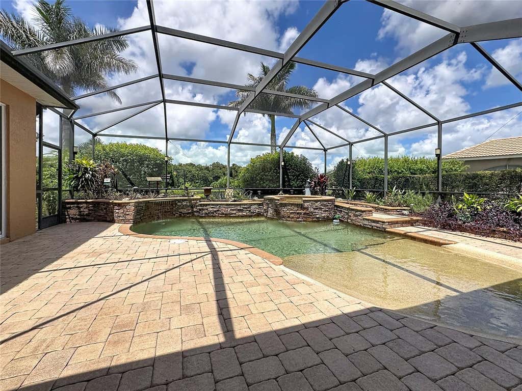 Photo of 414 169th Court NE, Bradenton, FL 34212 (MLS # A4702638)