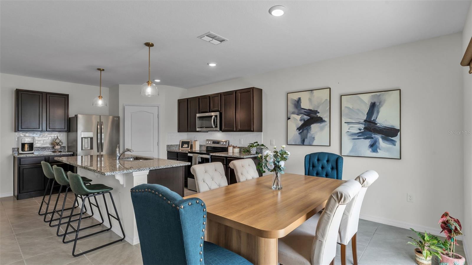 WIND MDWS SOUTH PH ONE - Residential