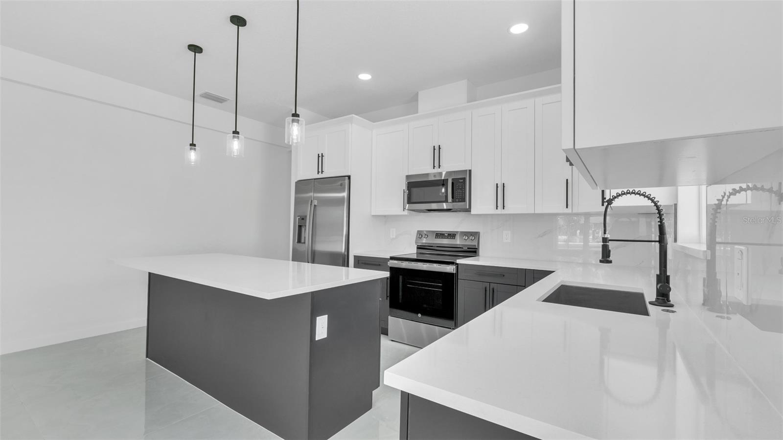 MOUNT WASHINGTON 2ND SEC - Residential Income