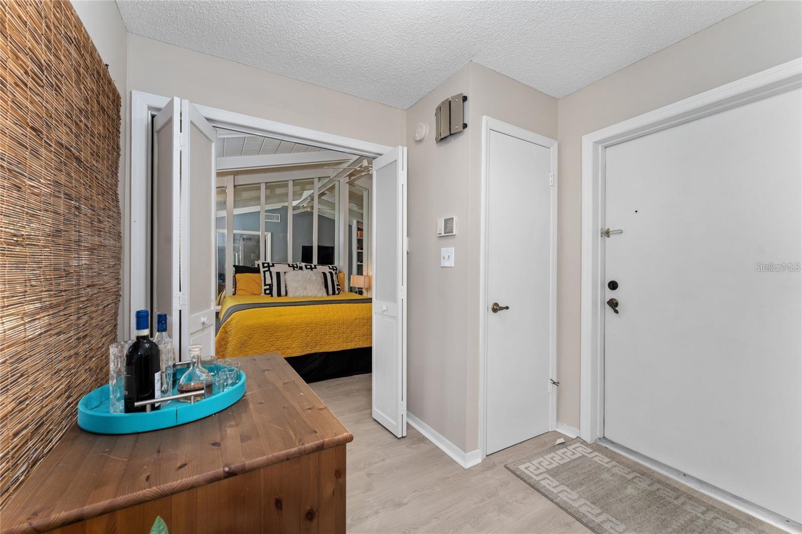 ISLAND CLUB AT ROSEMONT CONDO - Residential