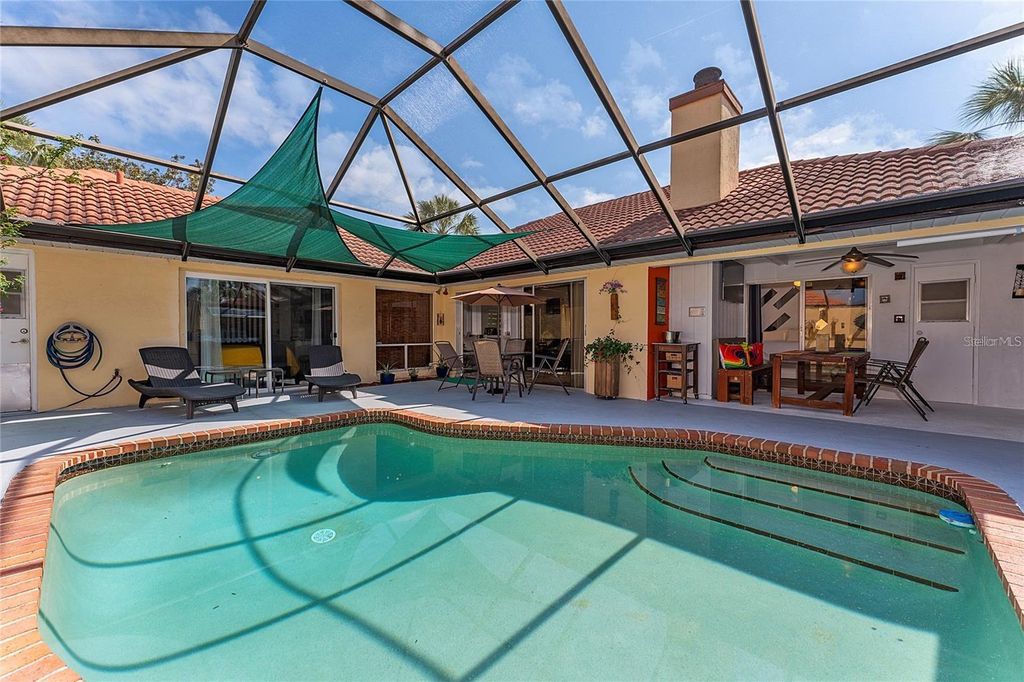 Photo of 5053 Maui Circle #14, Orlando, FL 32808 (MLS # O6392546)