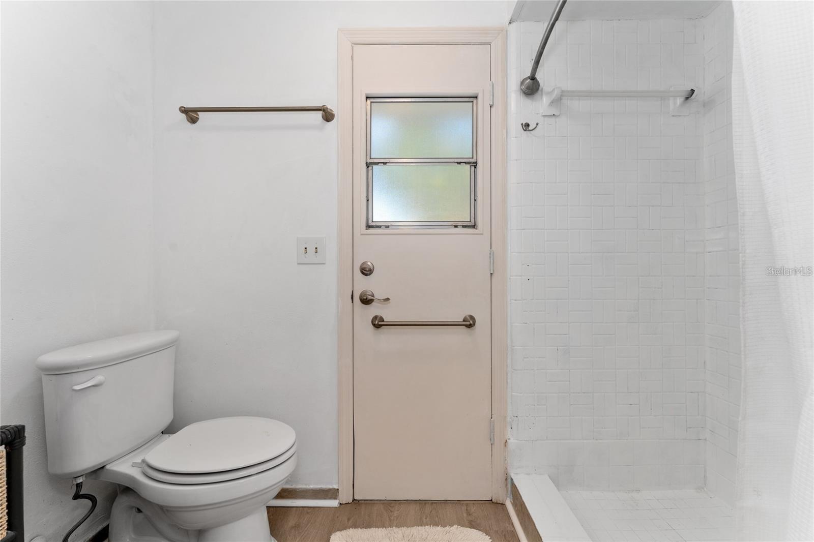 ISLAND CLUB AT ROSEMONT CONDO - Residential