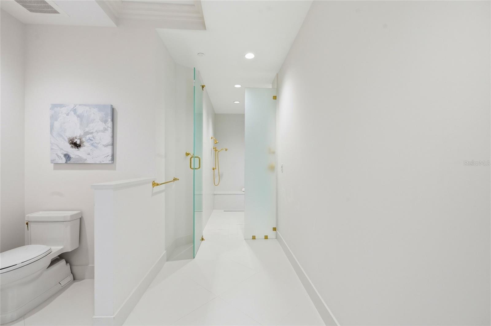 ARIA LONGBOAT KEY - Residential