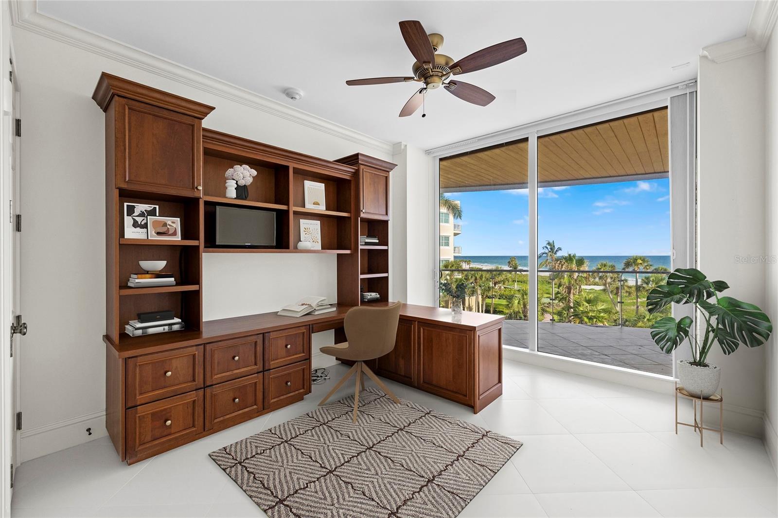 ARIA LONGBOAT KEY - Residential