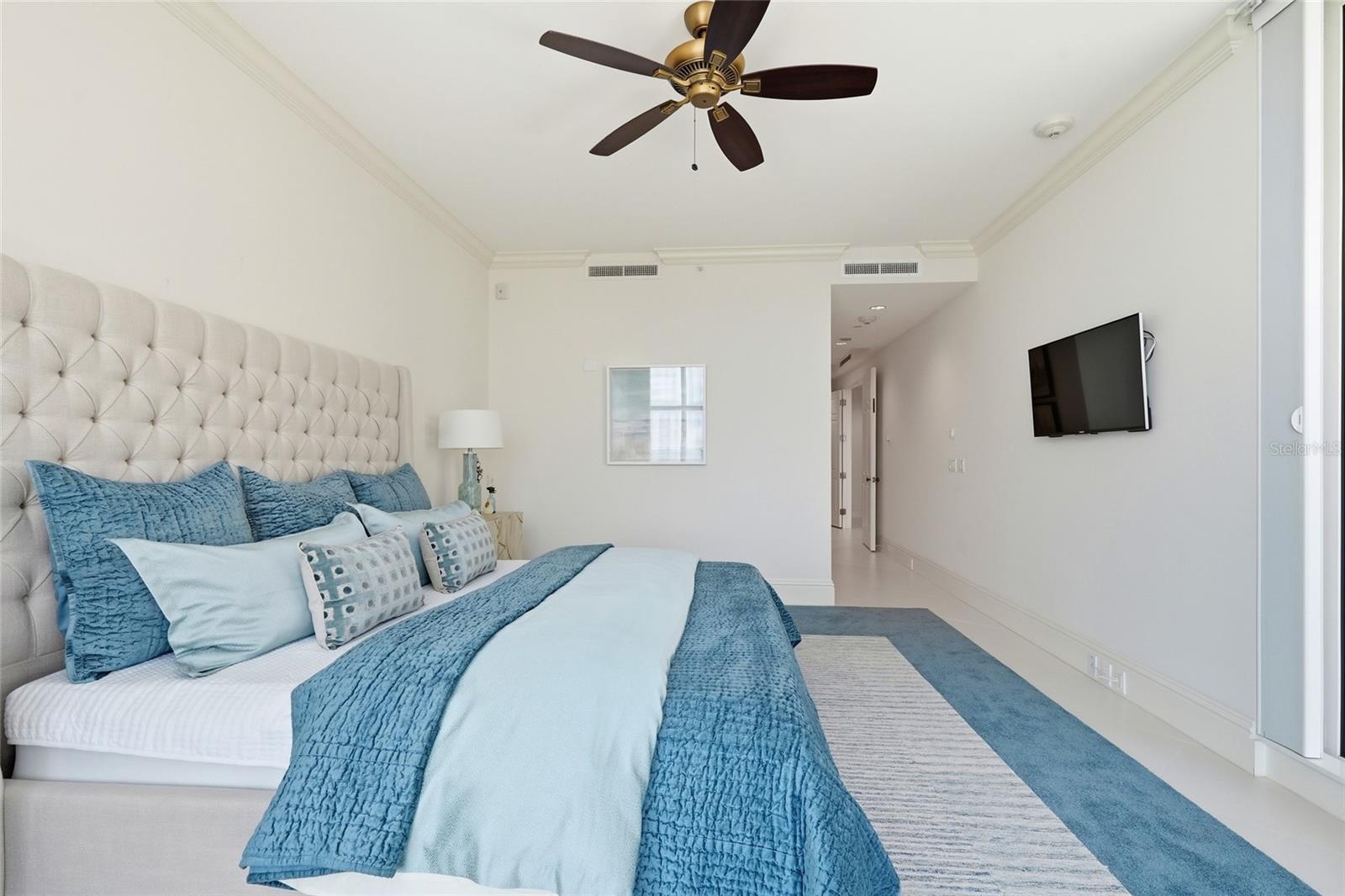 ARIA LONGBOAT KEY - Residential