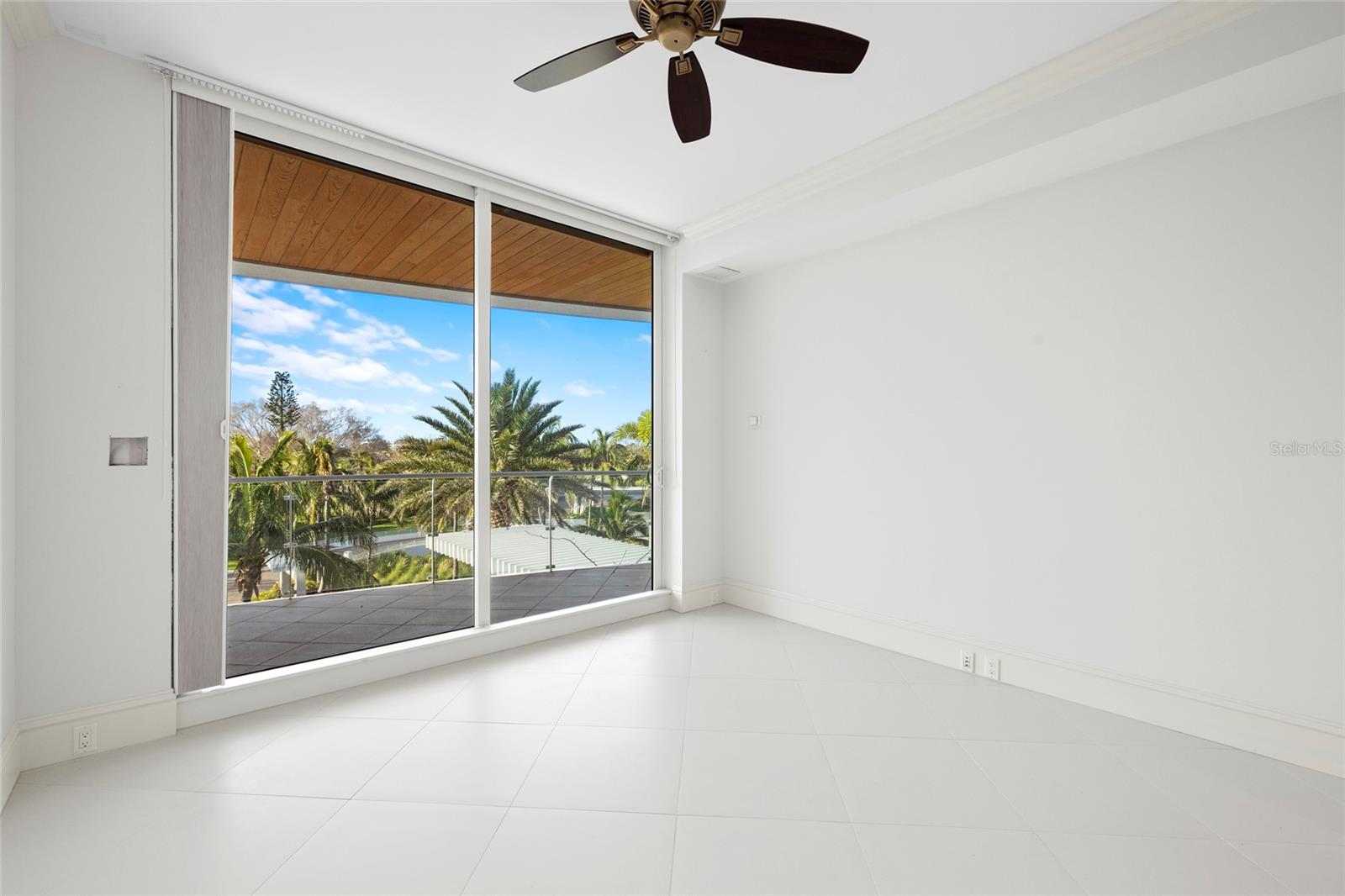 ARIA LONGBOAT KEY - Residential