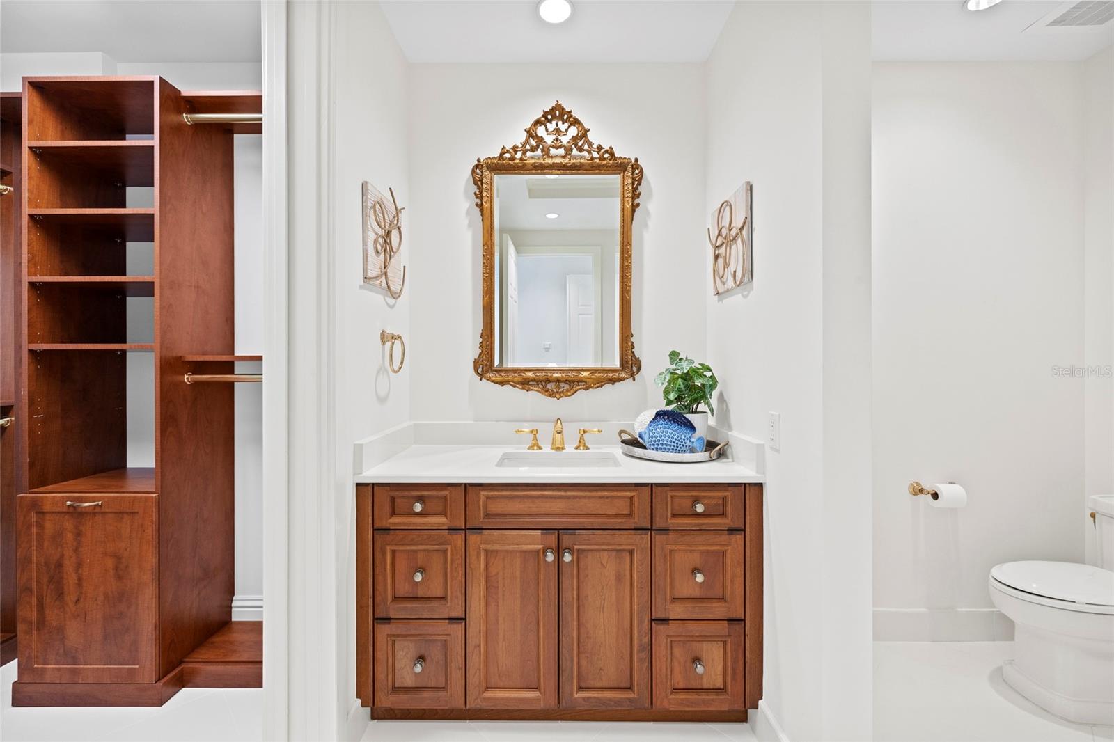 ARIA LONGBOAT KEY - Residential