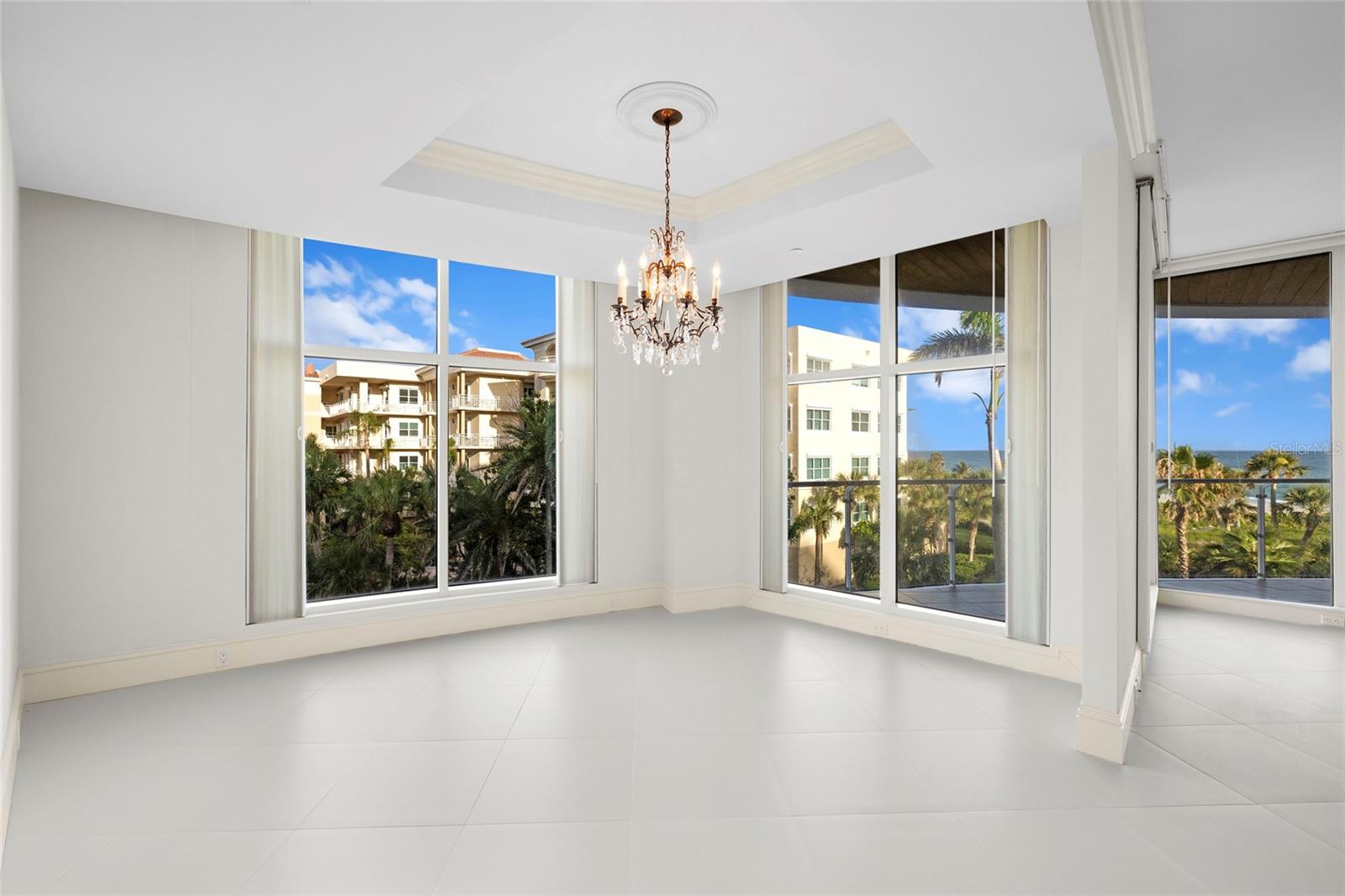ARIA LONGBOAT KEY - Residential