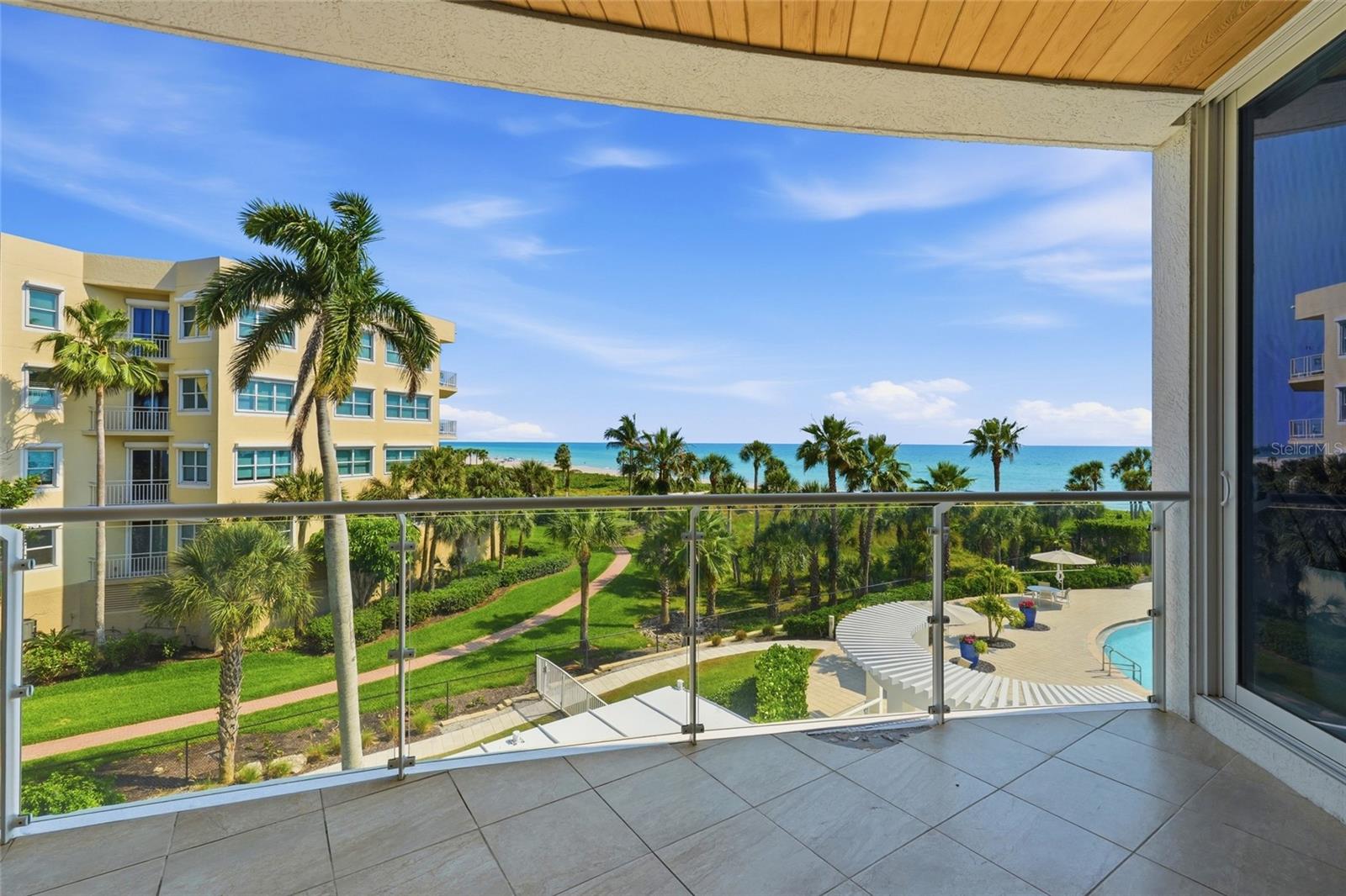 ARIA LONGBOAT KEY - Residential