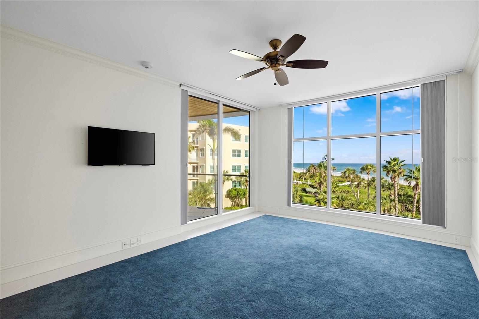 ARIA LONGBOAT KEY - Residential
