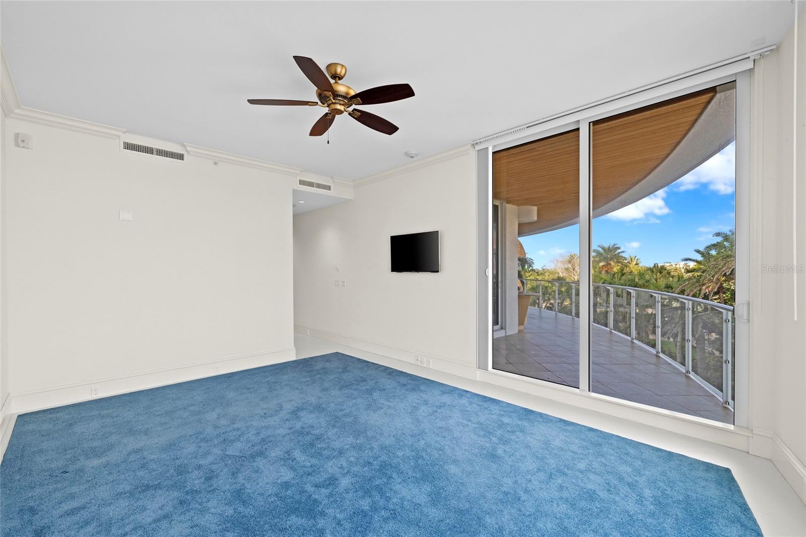 ARIA LONGBOAT KEY - Residential