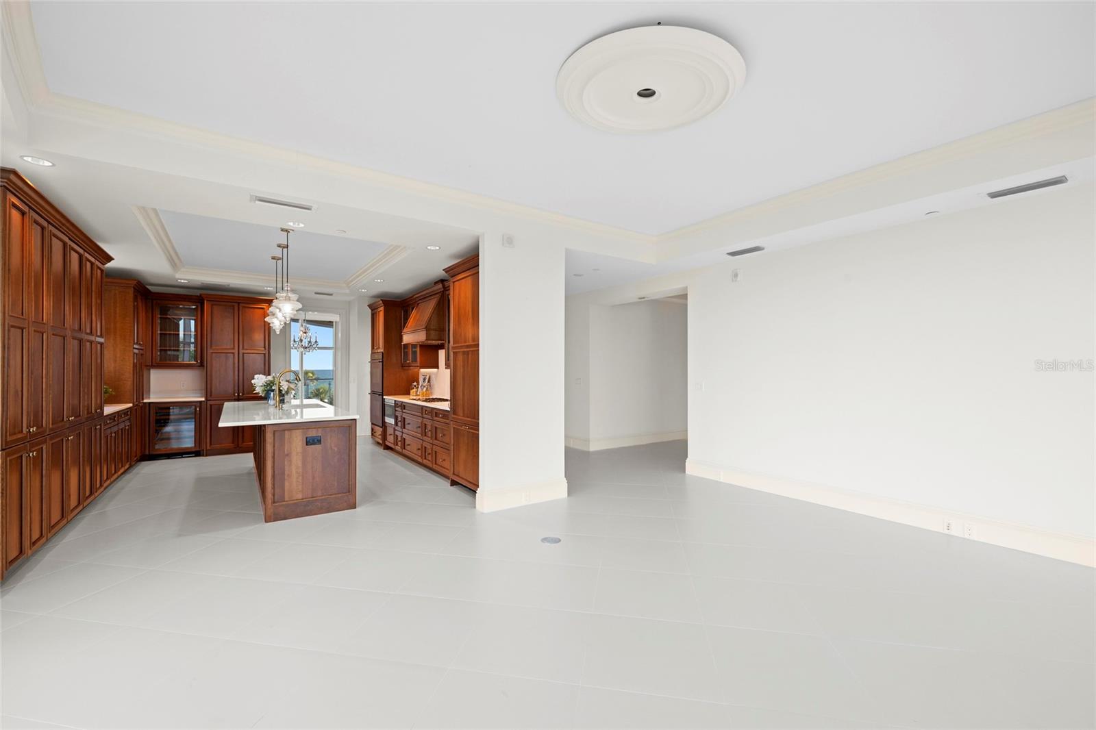 ARIA LONGBOAT KEY - Residential