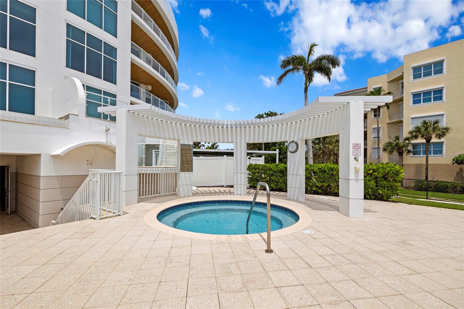 ARIA LONGBOAT KEY - Residential