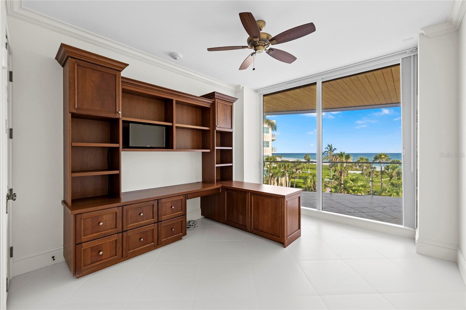 ARIA LONGBOAT KEY - Residential