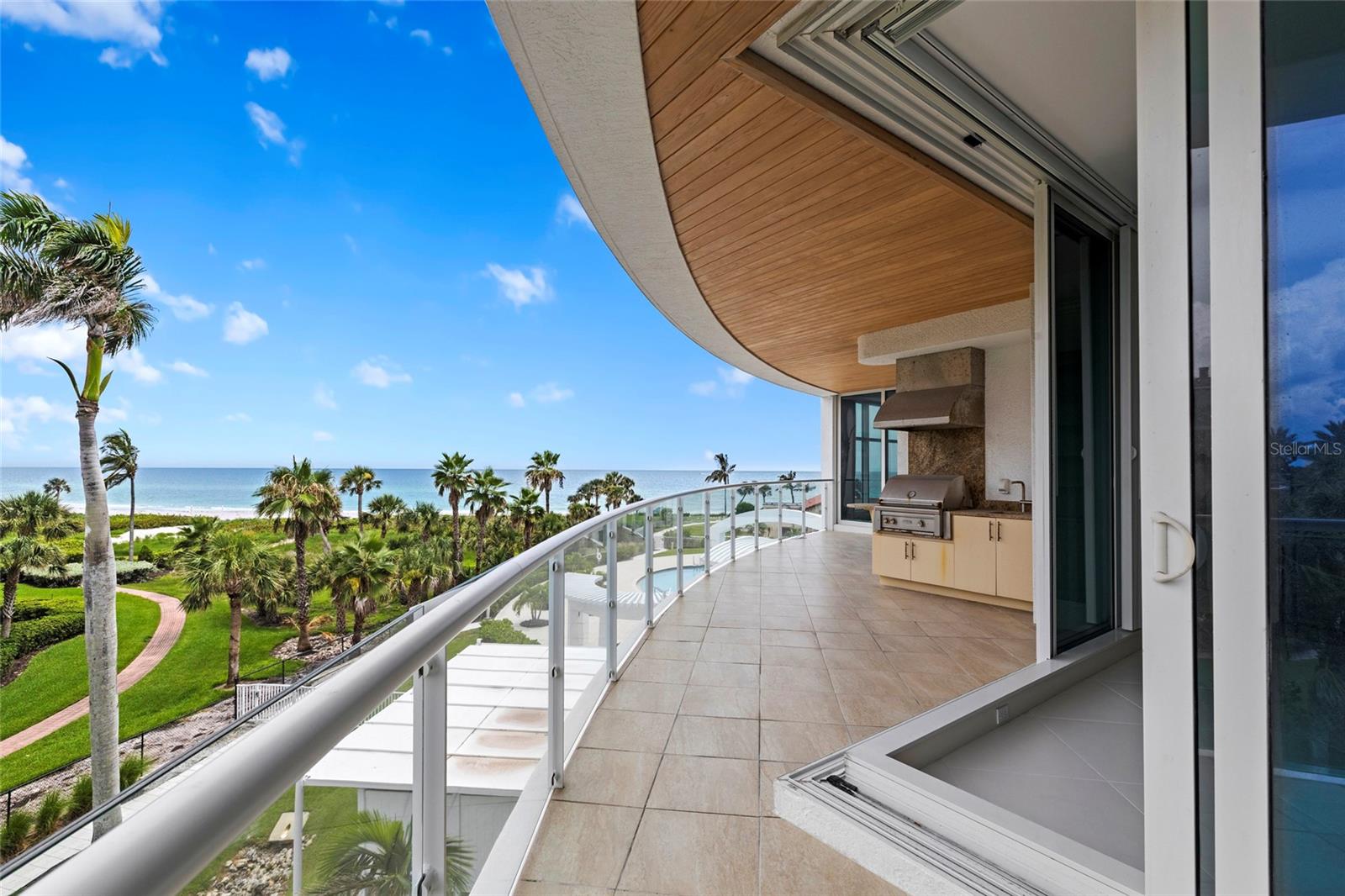 ARIA LONGBOAT KEY - Residential