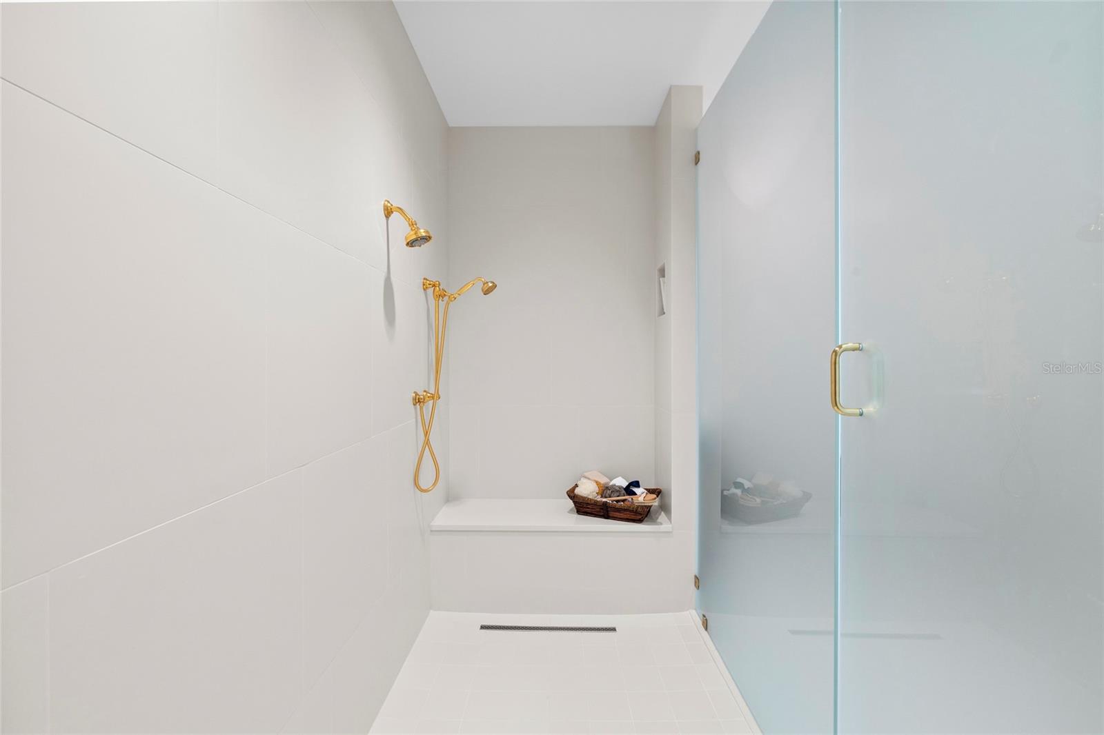 ARIA LONGBOAT KEY - Residential
