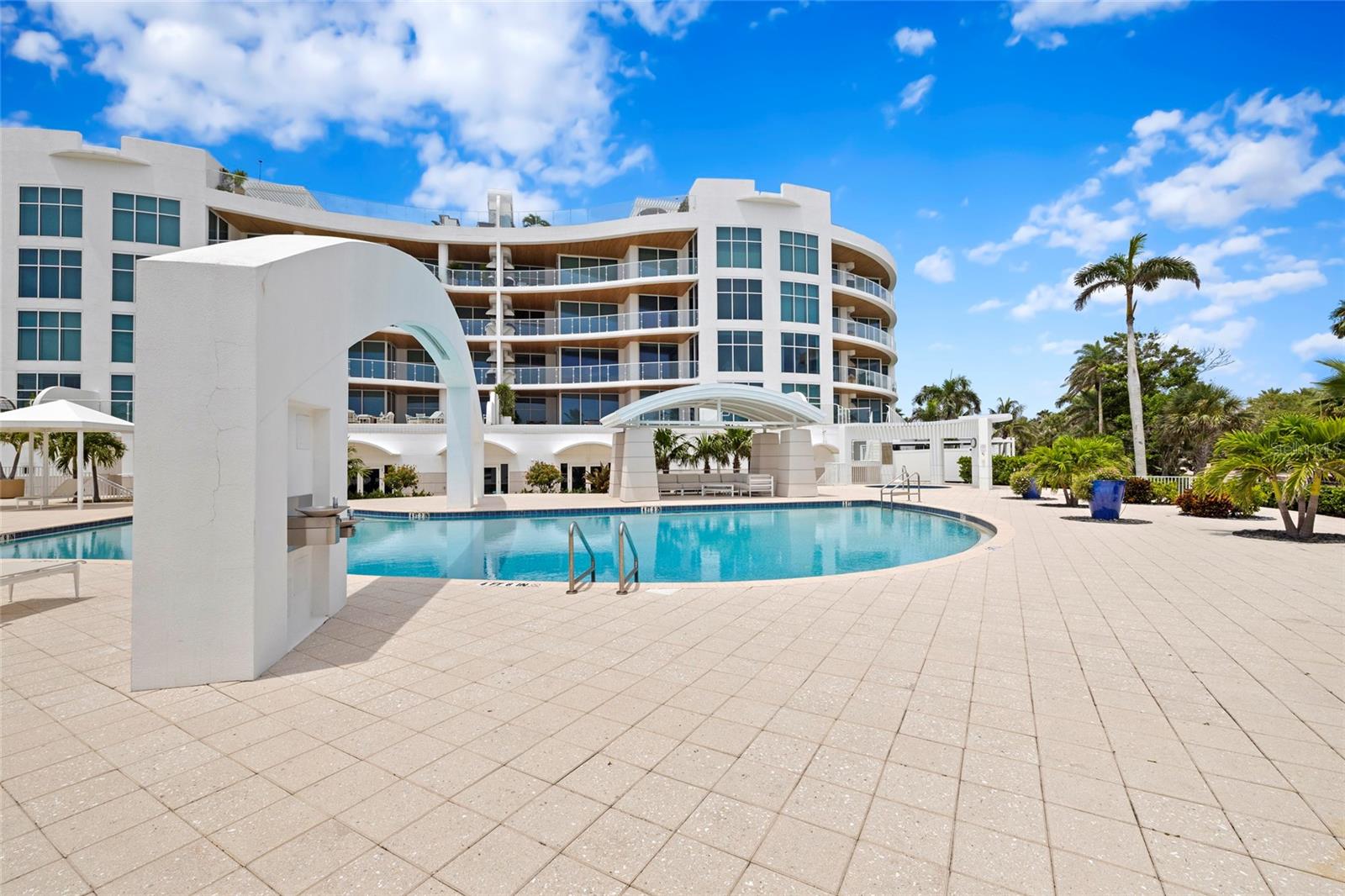 ARIA LONGBOAT KEY - Residential