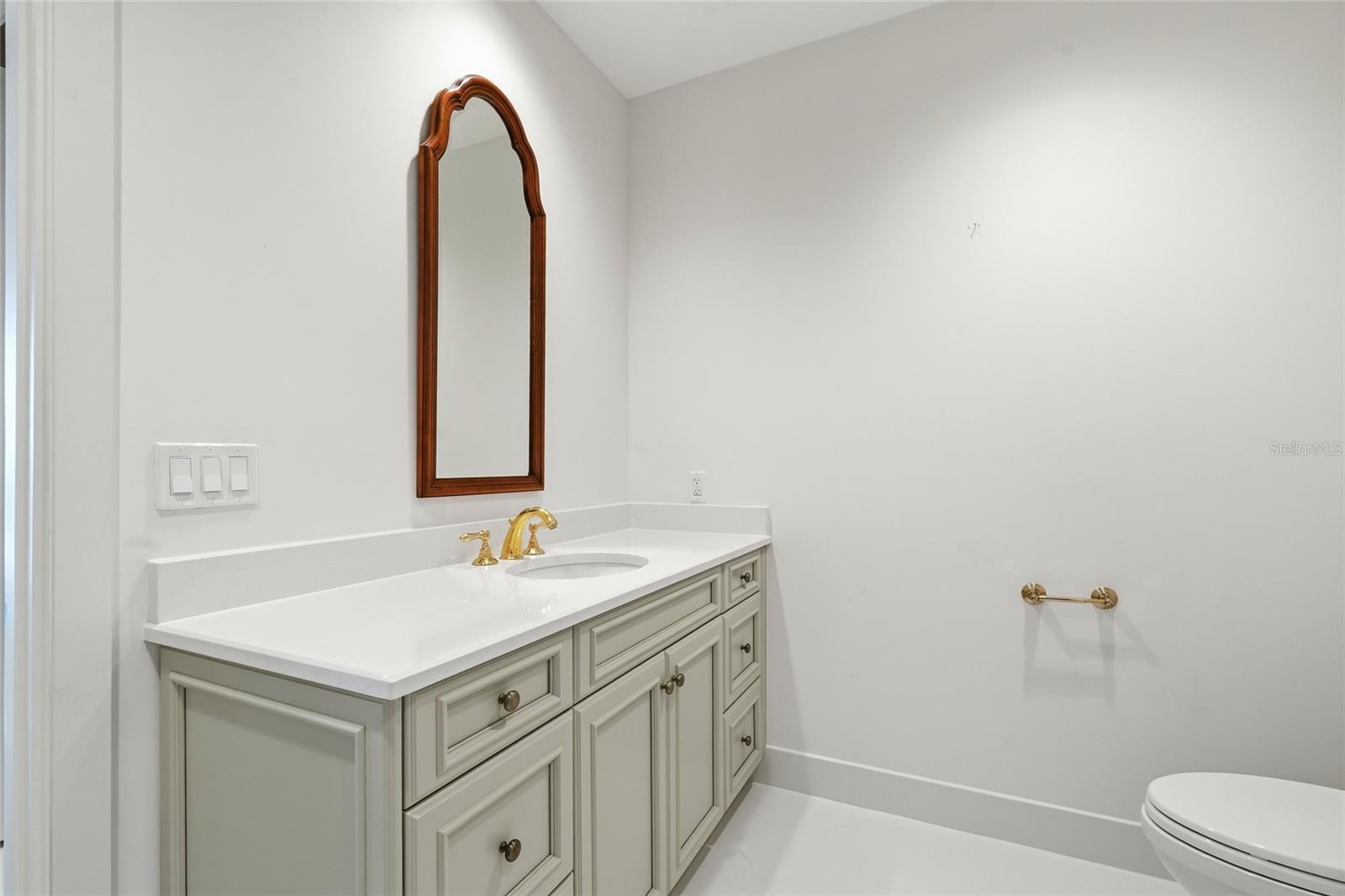 ARIA LONGBOAT KEY - Residential
