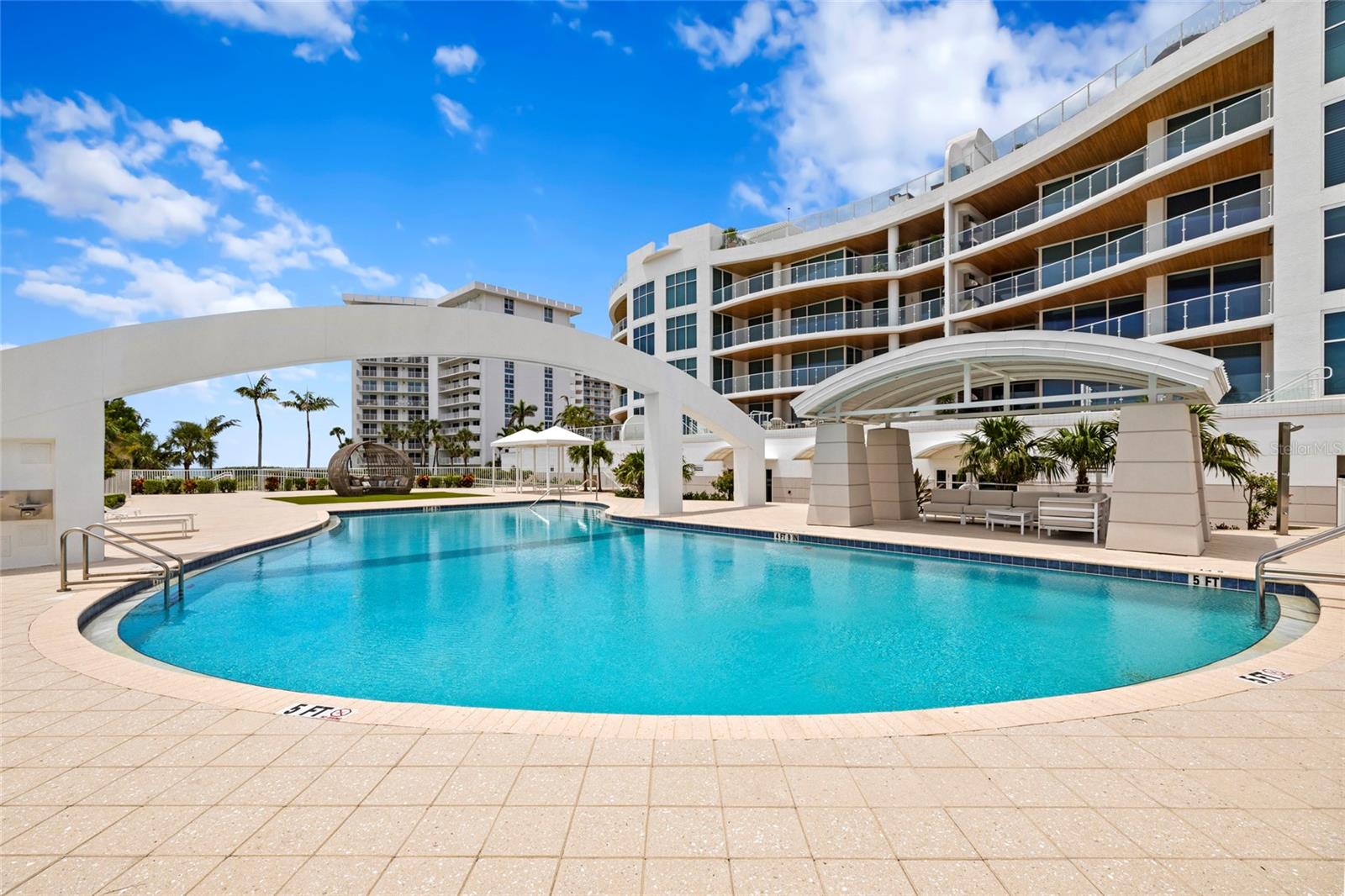 ARIA LONGBOAT KEY - Residential