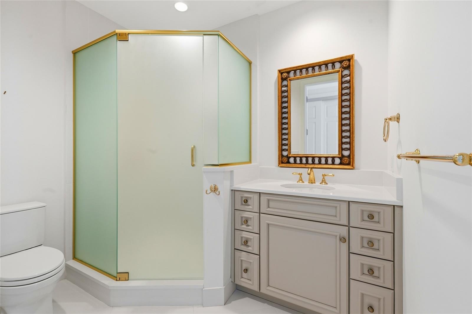 ARIA LONGBOAT KEY - Residential
