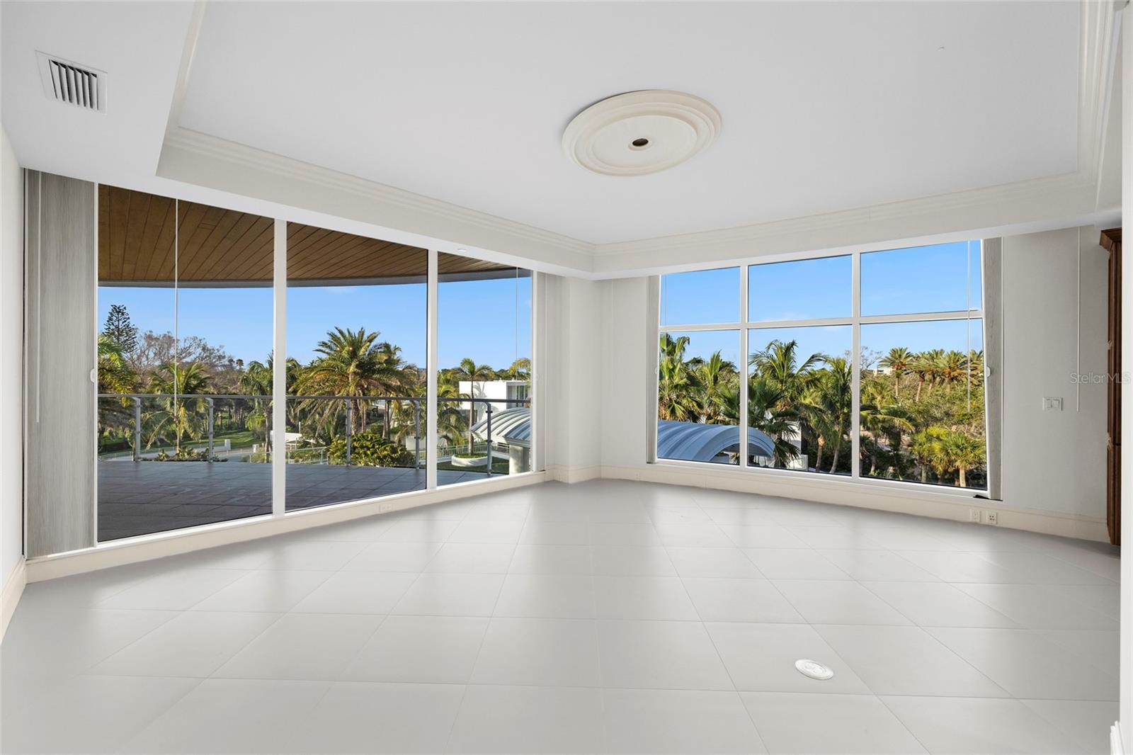 ARIA LONGBOAT KEY - Residential