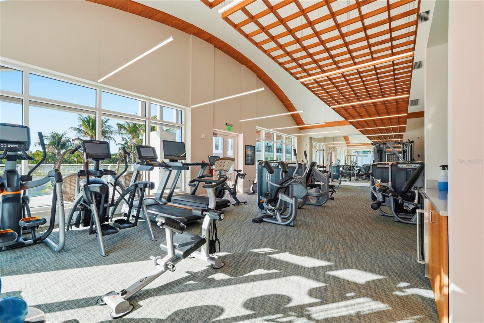 ARIA LONGBOAT KEY - Residential