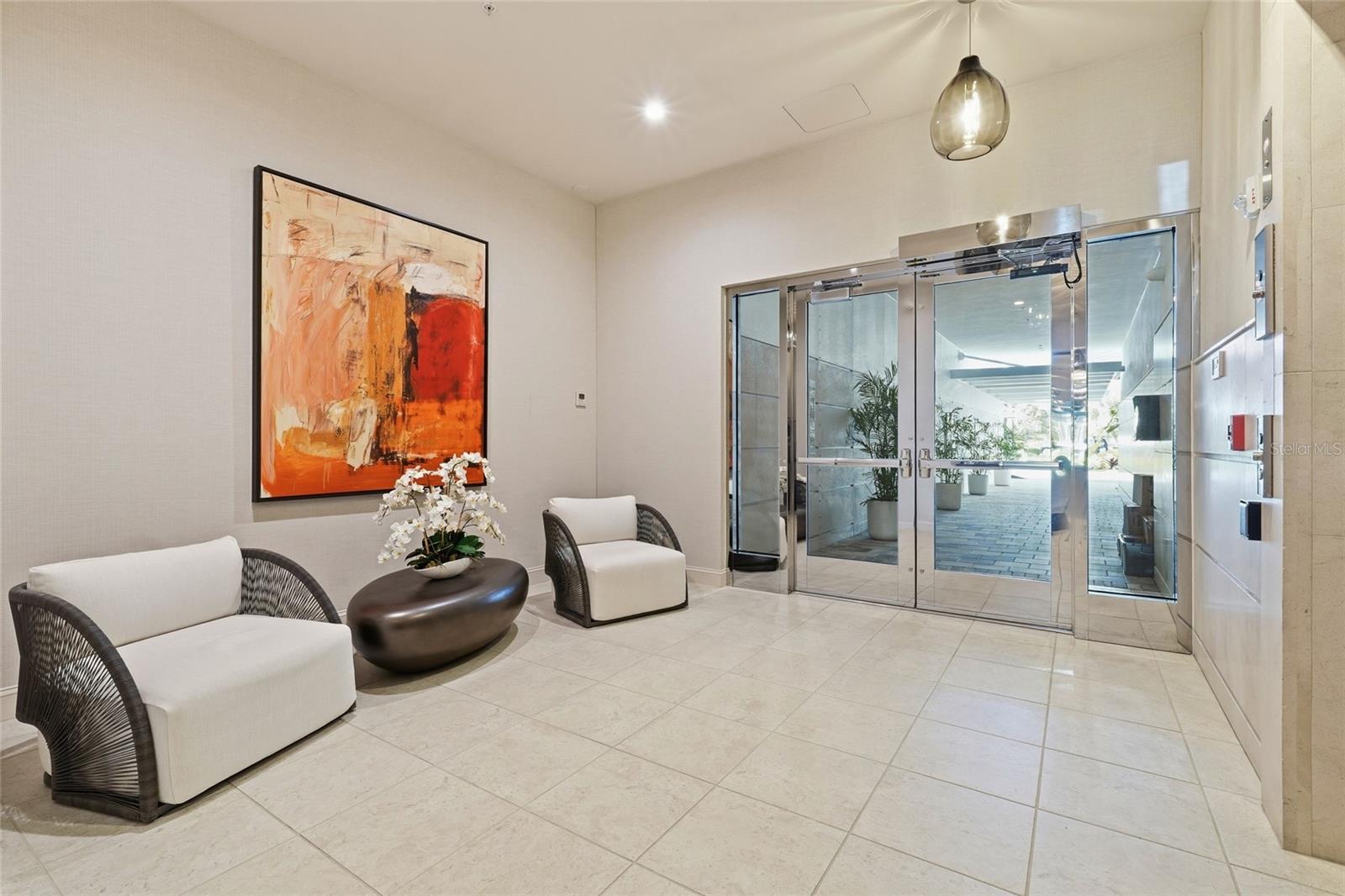 ARIA LONGBOAT KEY - Residential