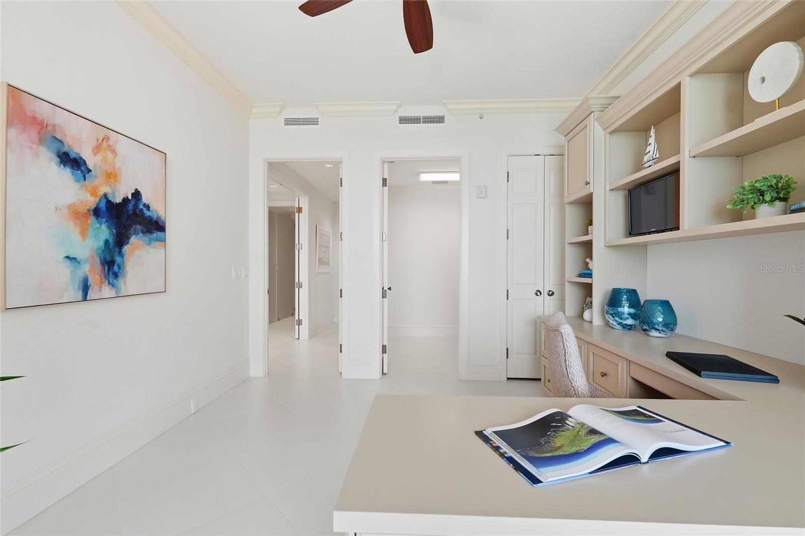 ARIA LONGBOAT KEY - Residential