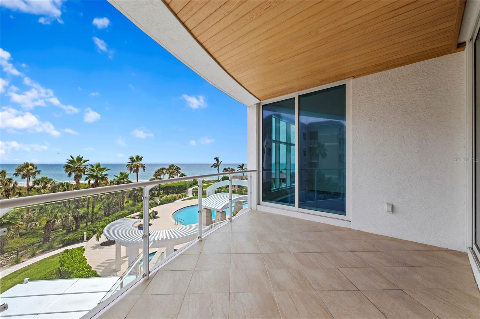 ARIA LONGBOAT KEY - Residential