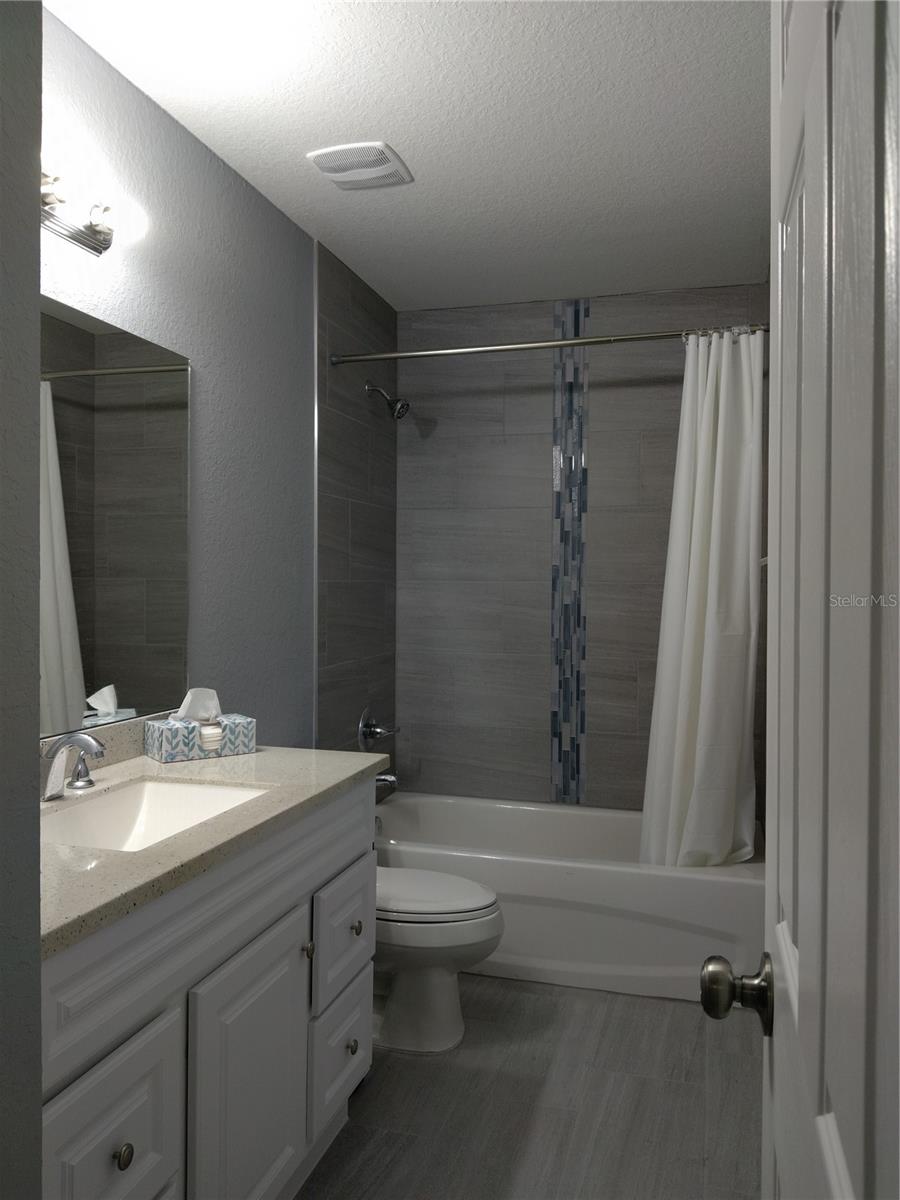 OCALA PARK ESTATES UN 2 - Residential