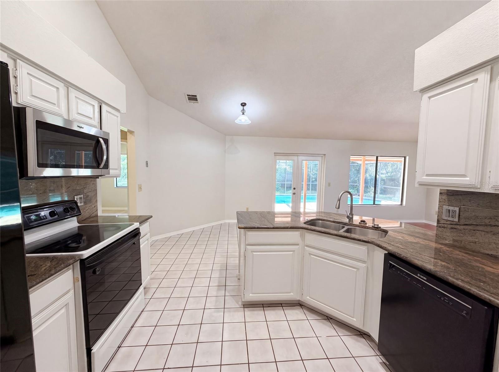 332 SPRUCEWOOD ROAD