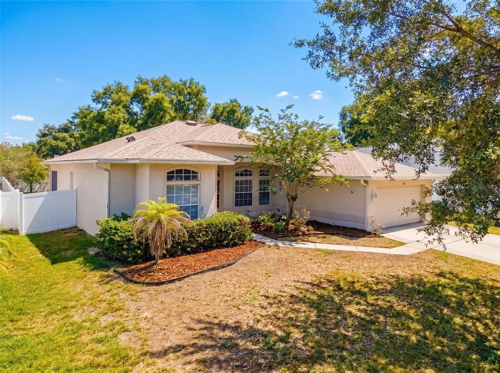 Photo of 2021 Rutherford Drive, Dover, FL 33527 (MLS # W7887573)